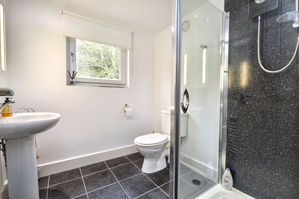 Photo 20- click for photo gallery